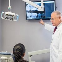 Dentures Plus ico