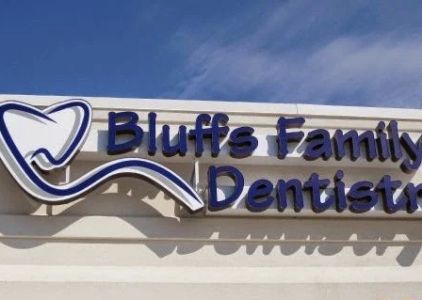 Bluffs Family Dentistry: Beresford Caitlin DDS