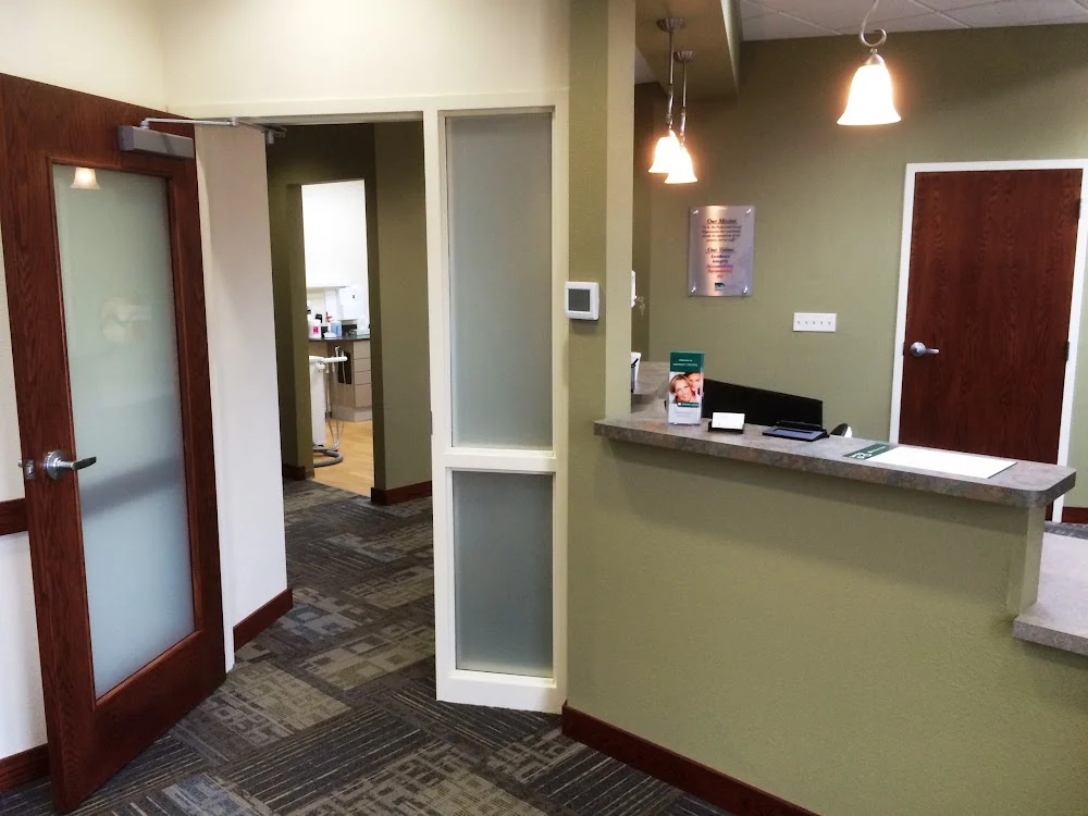 Midwest Dental - Farmington Picture 2