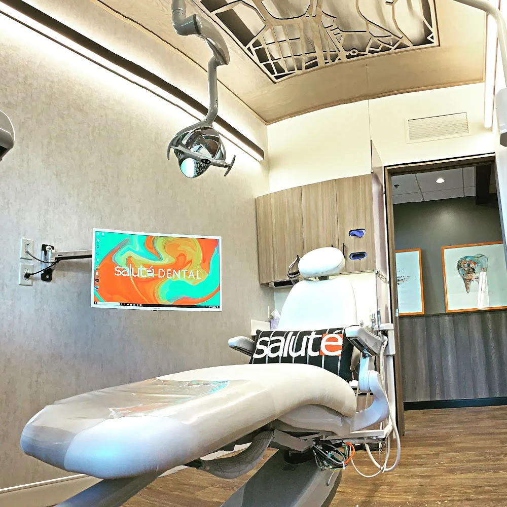 Saluté Dental - Woodbury 5