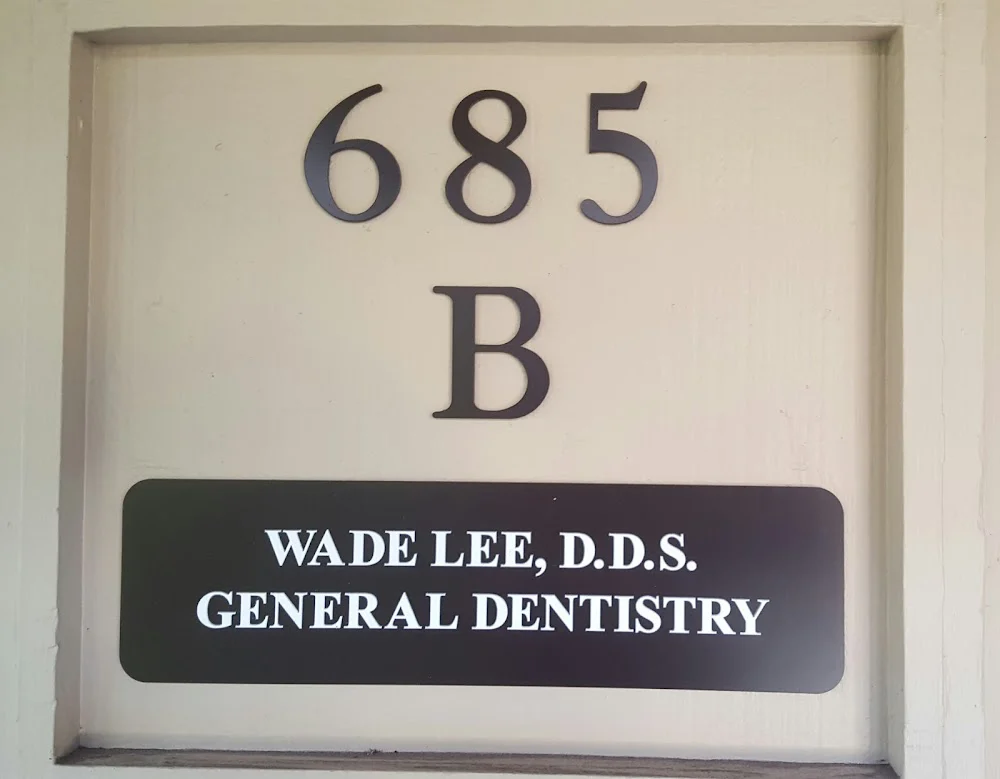 Wade Lee, D.D.S. 5