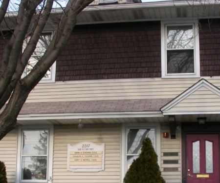 Dr. Gary Newell, DDS