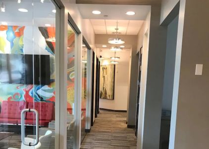 CR Smiles Dental Implant Center