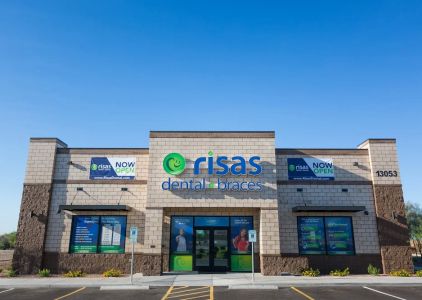 Risas Dental and Braces - El Mirage