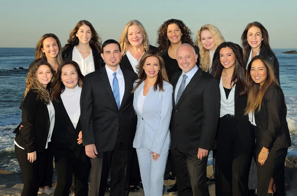 Cifarelli & Larijani Esthetic Dentistry - Dana Point Cosmetic Dentist 8