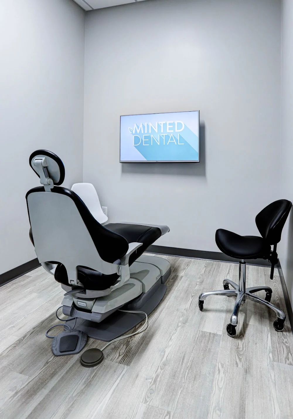 Minted Dental 4