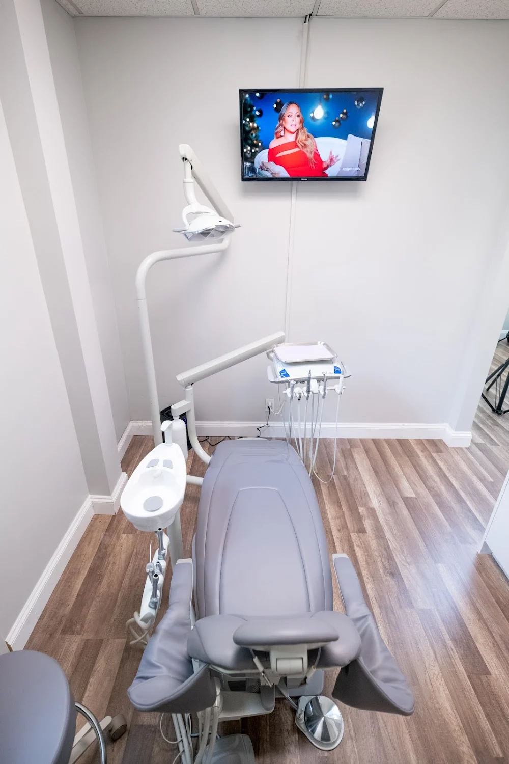 32 Dental - Gaiana Isakov, DDS 4