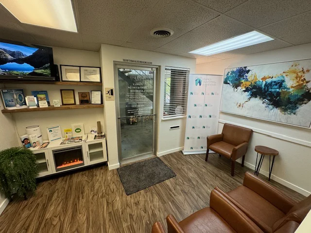 Family Dentistry of Lakewood Picture 1