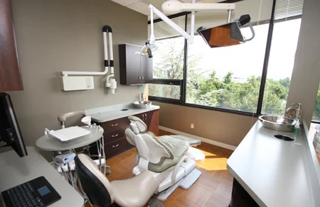 B & D Dental Excellence - A Dental365 Company 1