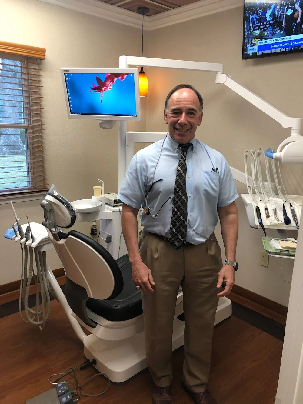 Dean Glasser, DDS 10