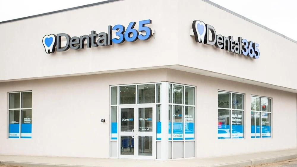 Dental365 – West Islip 1