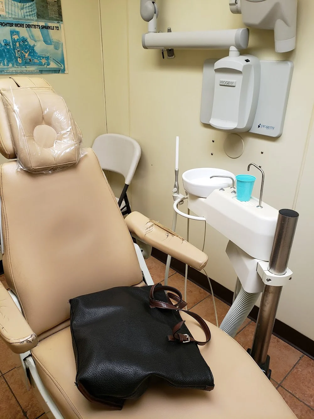 Dr. Robert J. Gelman, DDS Picture 1