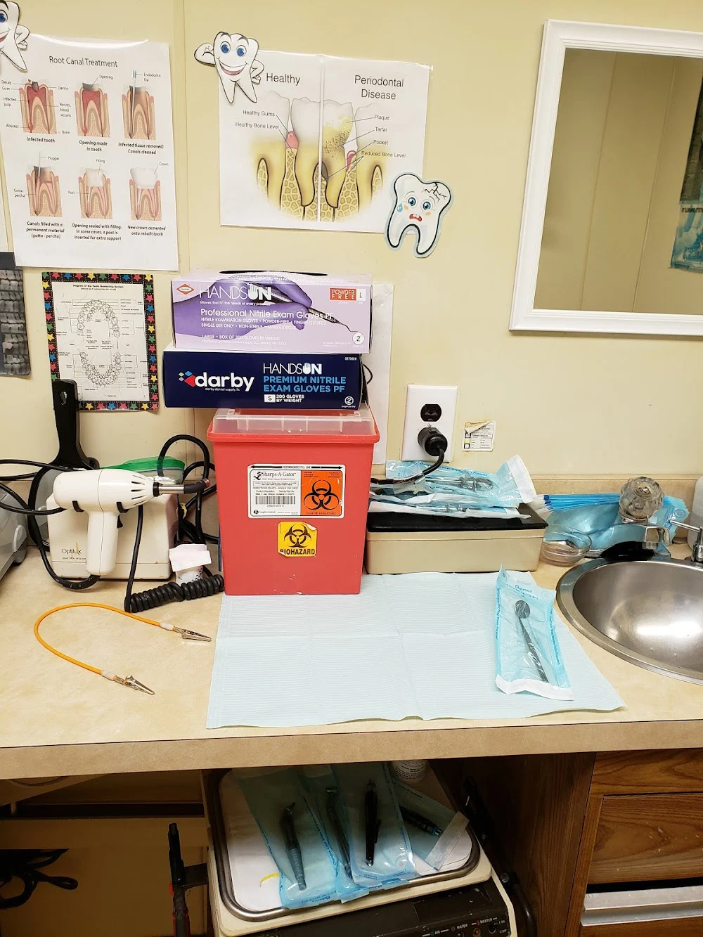 Dr. Robert J. Gelman, DDS Picture 10