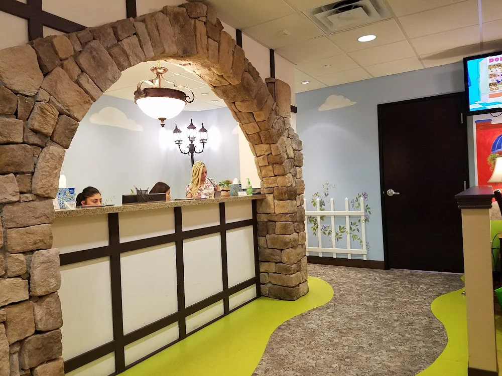 Thunderbird Kid's Dentistry and Orthodontics 7