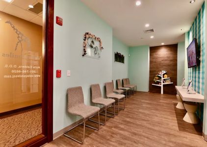 Aura Caldera, DDS