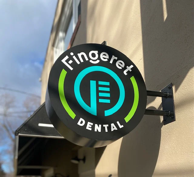 Fingeret Dental 3