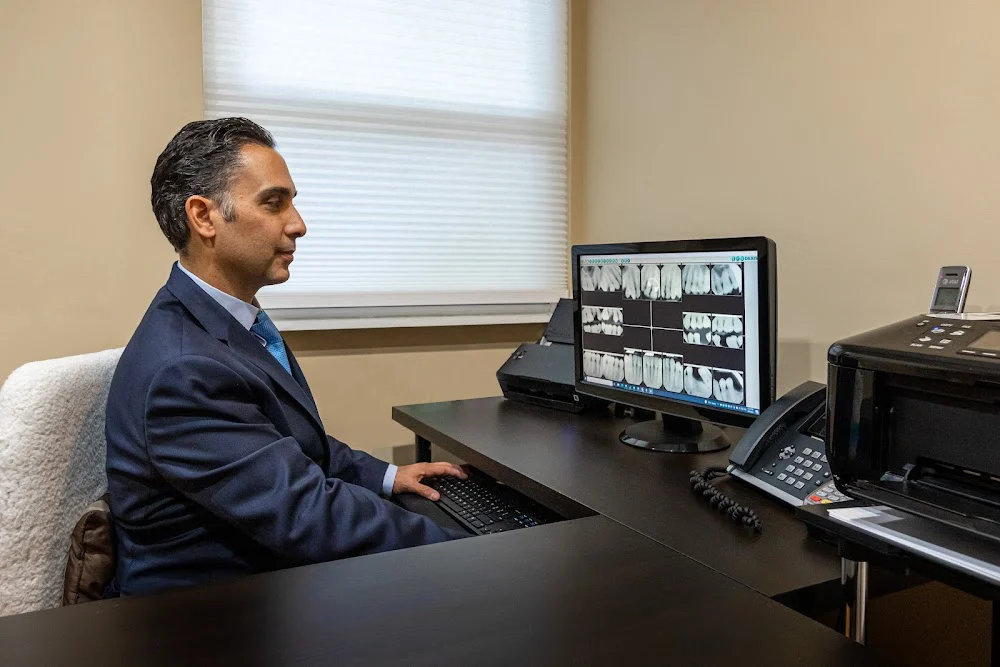 AV Dental Associates of Ramsey LLC Picture 4