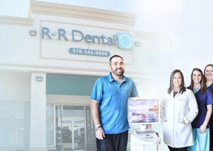 R+R Dental