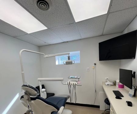 Clear Dentistry - Dr. Laura Carvalho, DMD