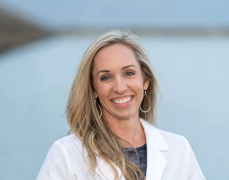 Dr. Lisa Cusson