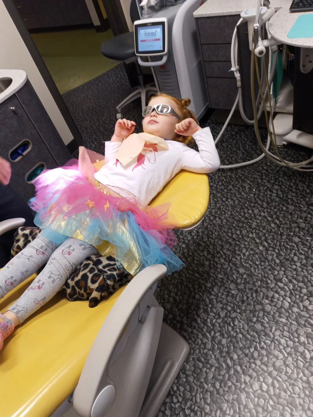 Spencer & Spencer Pediatric Dentistry 4