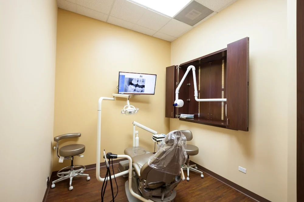 Four Lakes Dental of Grayslake 2