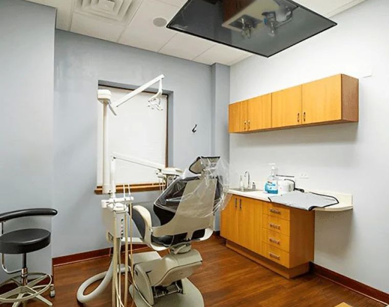 Randall Pointe Dental Geneva