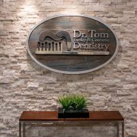 Dr. Tom Family & Cosmetic Dentistry ico