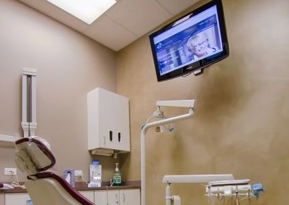 Khanna Dentistry of Geneva