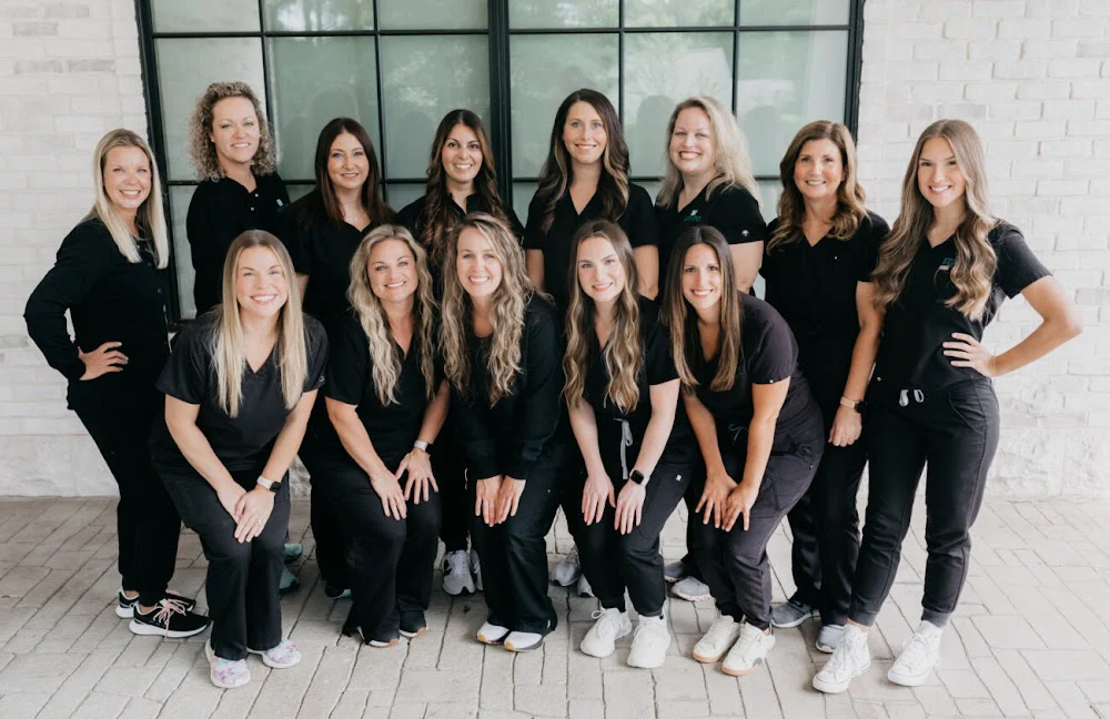 Lanier Family & Cosmetic Dentistry 1