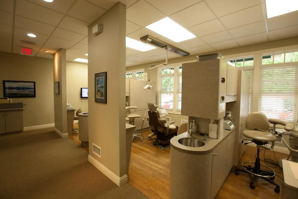 FLOW Dental Aesthetics 7