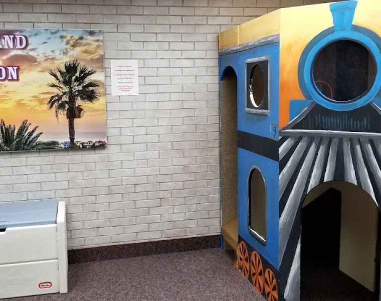 Oakland Smile Station