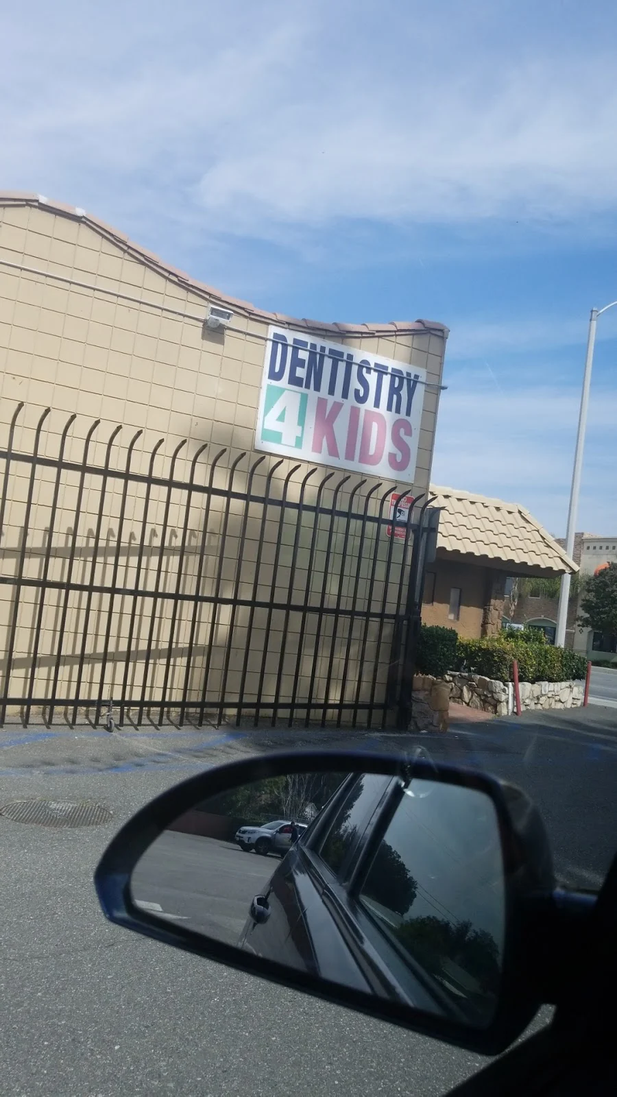 Dentistry 4 Kids - Riverside 8