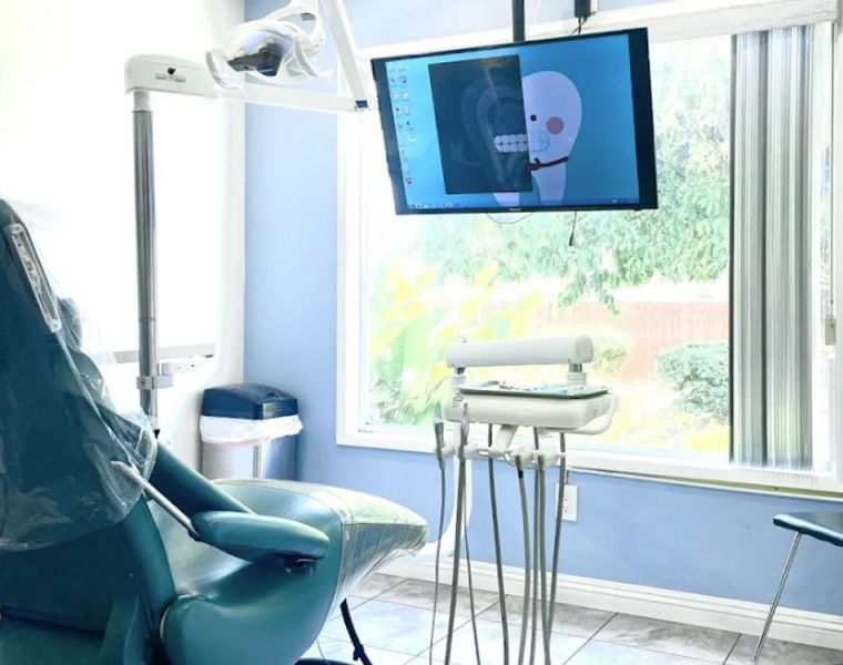 Smile Design Dentistry & Implant Center