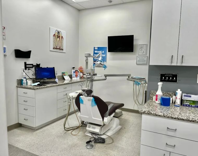 Bright Smile Dental Care