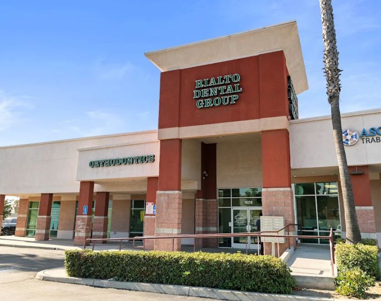 Rialto Dental Group and Orthodontics