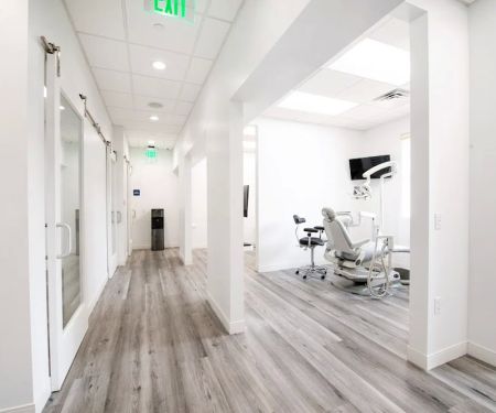 Boutique Endodontics - Dr. Aaron Salimnia