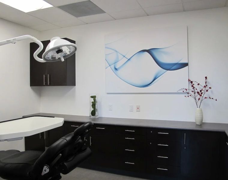 Pacific Oral Surgery & Dental Implant Studio