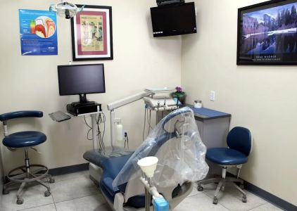 Ukani Dental
