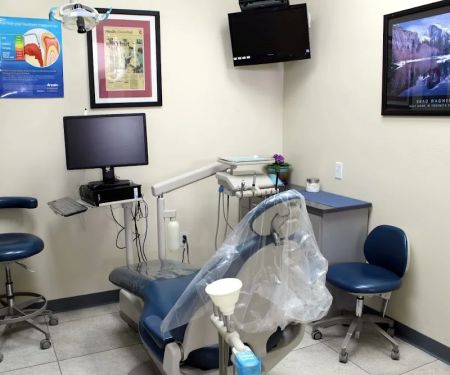 Ukani Dental