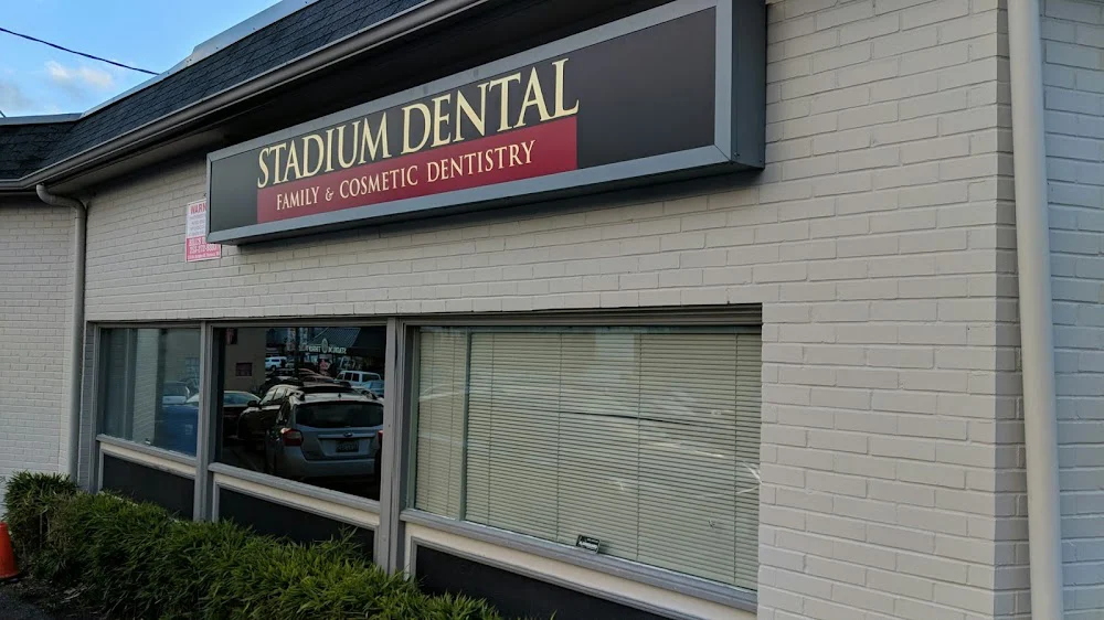 Stadium Dental Health Center 3