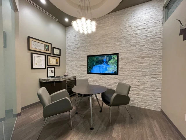 Advanced Dentistry & Implant Center of Scottsdale Picture 3