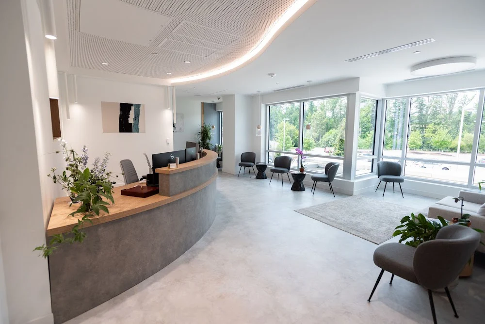 Capital Dental Design - Richmond 4