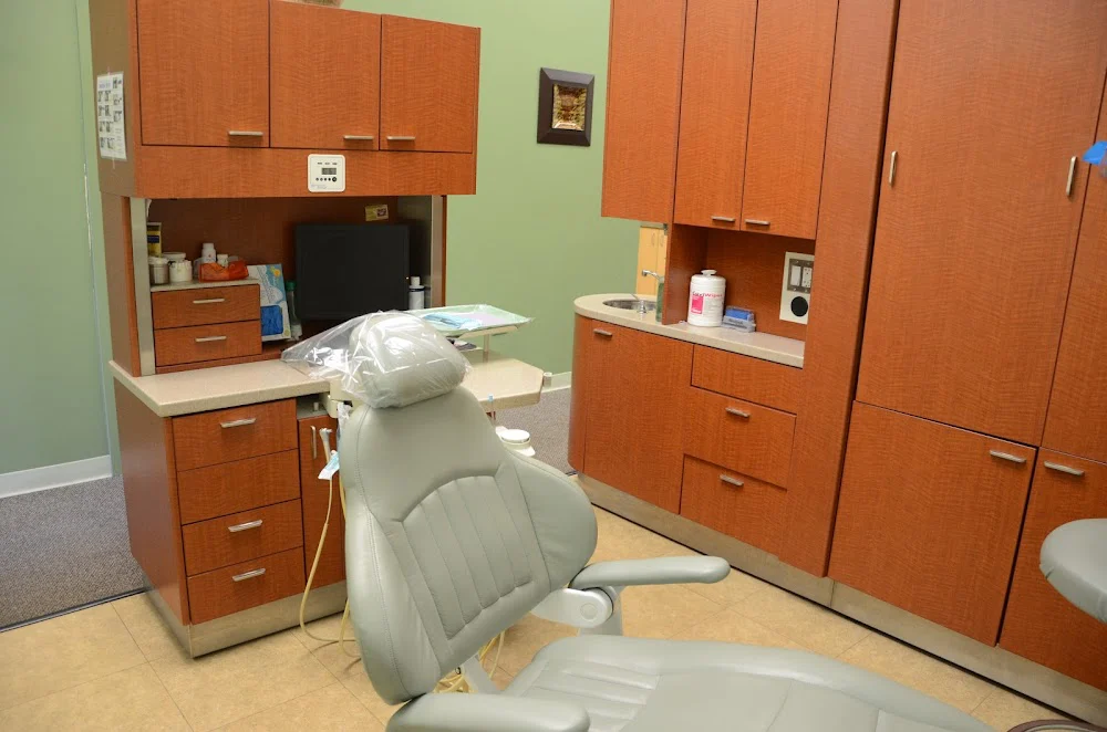 Crestlake Dental Care 2