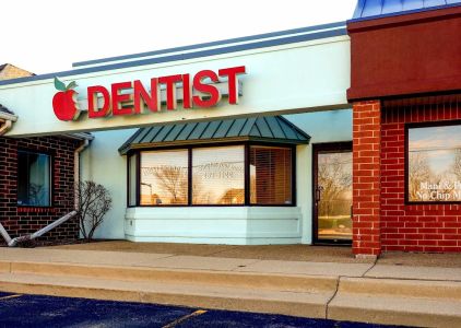 Bartlett Implants and Dentures