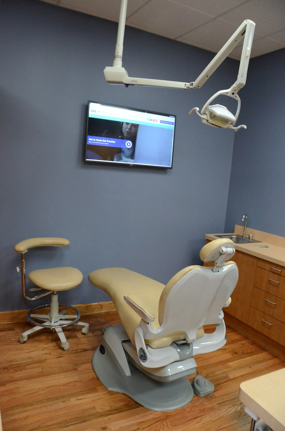 Schaumburg Dental Studio 2