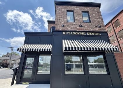 Kutanovski Dental