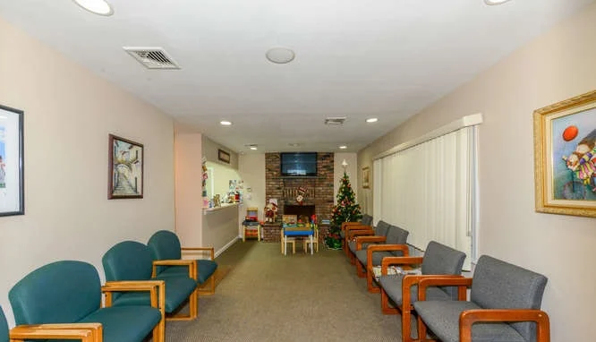 Dr. George Diaz, DDS Picture 1