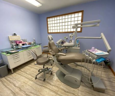 Anahid Youssoufian, DDS