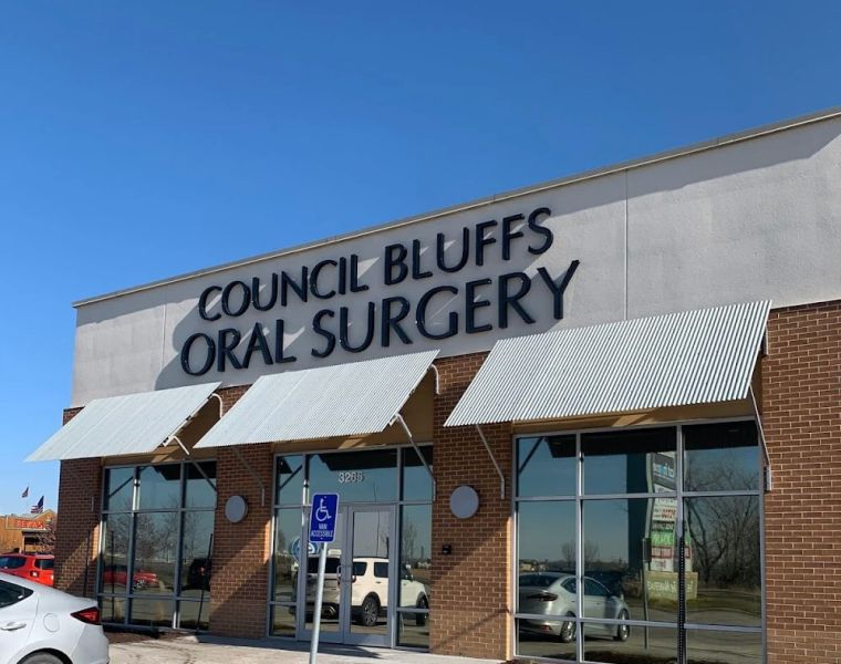 Omaha & Council Bluffs Oral Surgery